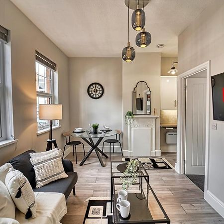 Host & Stay - Taylor Apartment Вустер Екстер'єр фото